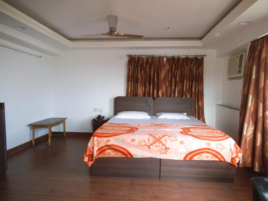 City Centre Hotel Agartala Eksteriør billede